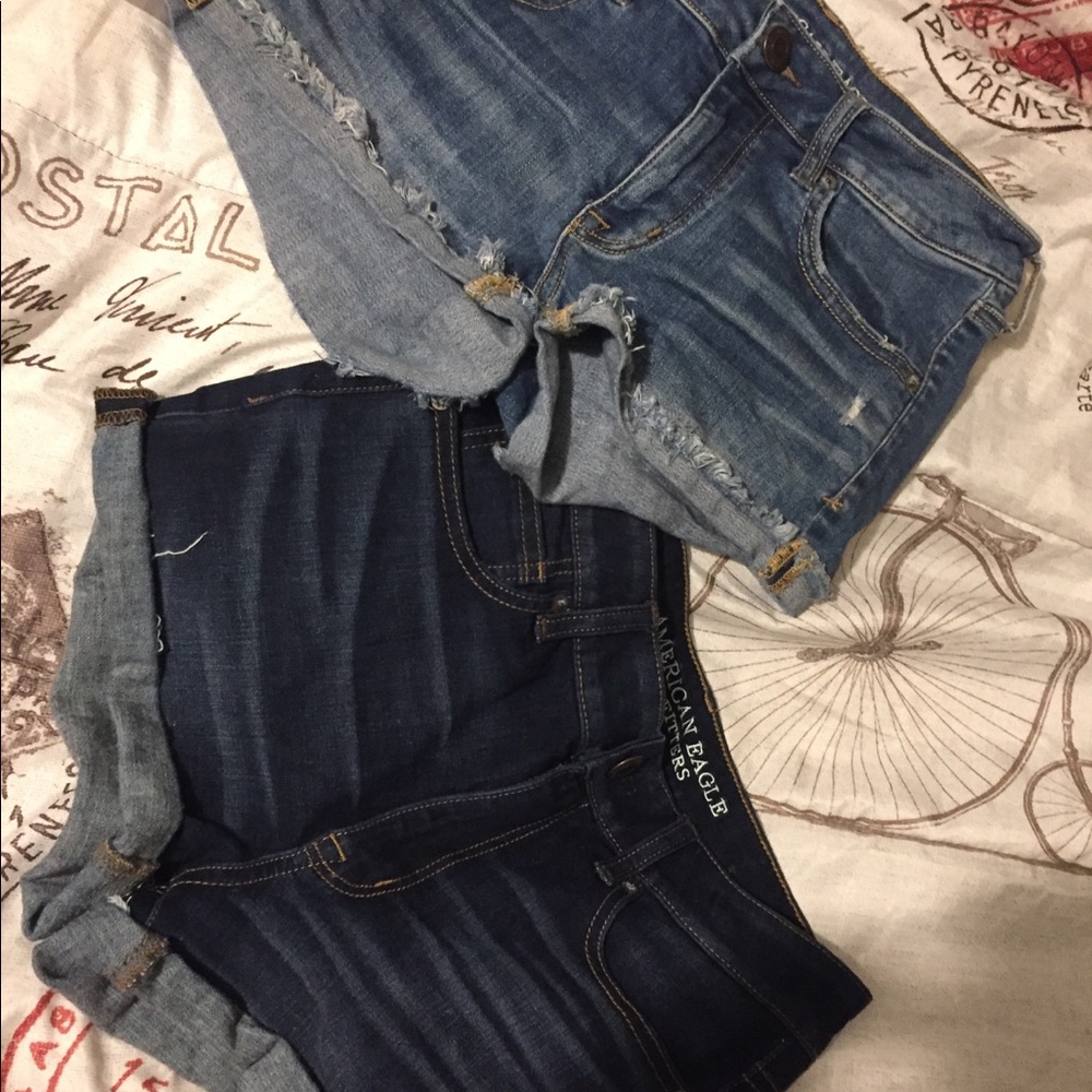 30 for both size 6